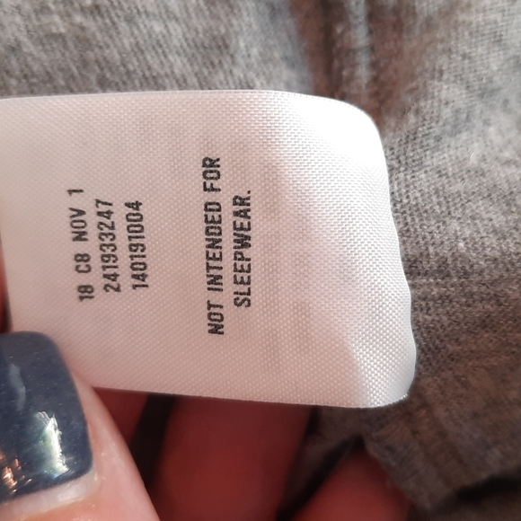 Crazy 8 medium 7 8 gray long sleeve sequin Give Love top - Picture 6 of 8